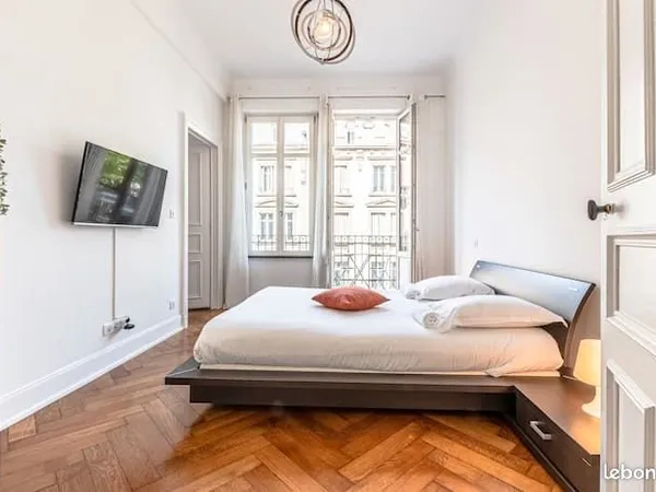 T2 meublé premium 55 m² - Metz Gare / Quartier Impérial - Parking inclus