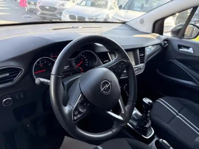 Opel Crossland 1.2 turbo 110ch elegance — photo 10