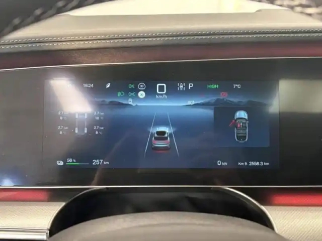 Byd Sealion 7 530ch - 91,3 kwh excellence awd — photo 13