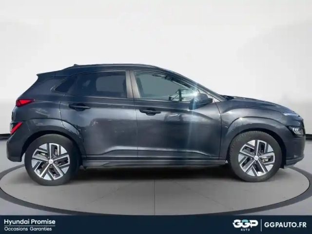 Hyundai Kona electric 64kwh - 204ch executive — photo 6