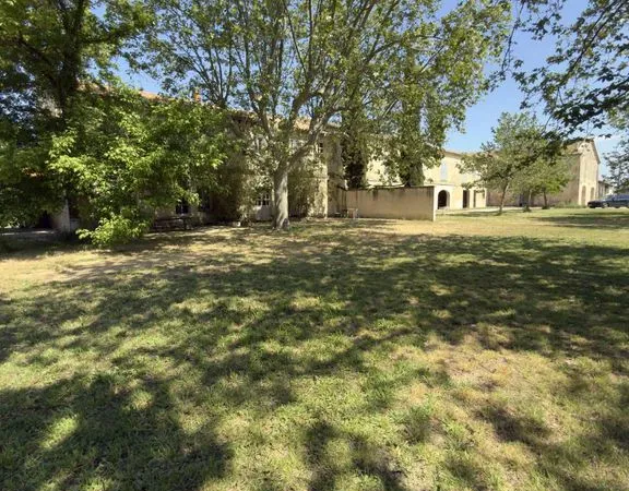 Maison de campagne 25 pièces 800 m²