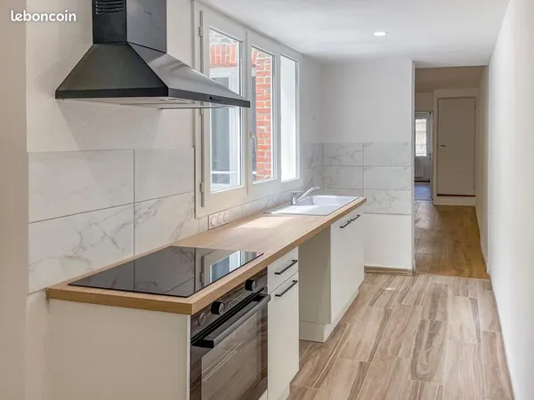 A LOUER PONTORSON Centre-ville - Appartement F.3 en duplex