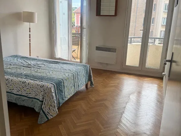 Chambre meublée à louer en colocation homme