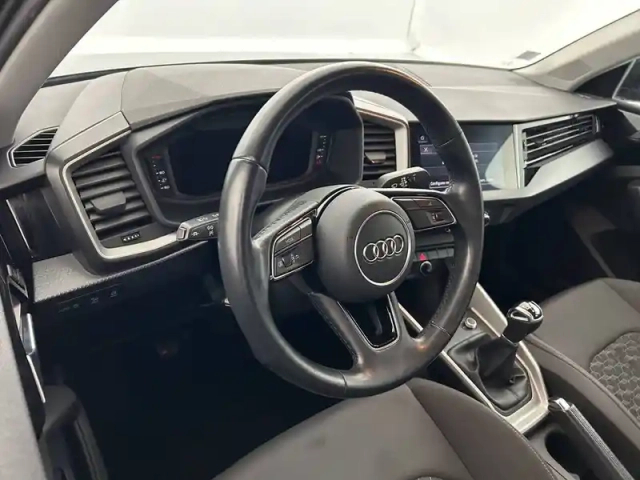 Audi A1 sportback 30 tfsi 110 ch bvm6 — photo 77