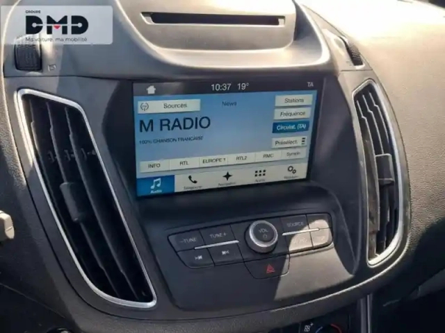 Ford C-Max 1.0 ecoboost 125ch stop&amp;start titanium — photo 6