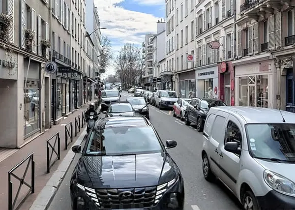 Local commercial 189 m²