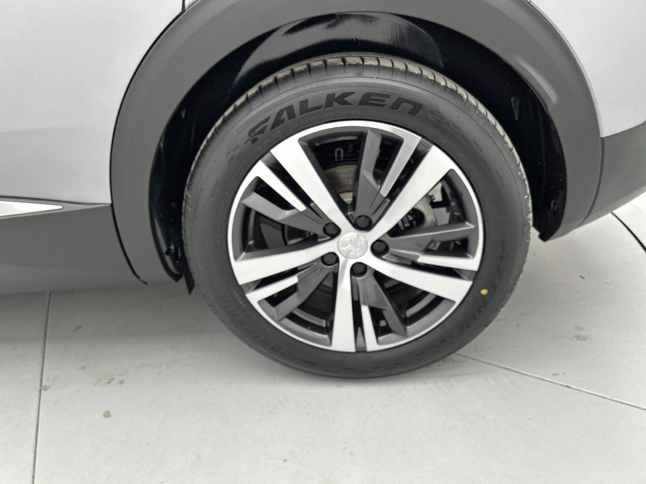 Peugeot 3008 hybrid 225 e-eat8 allure pack — photo 16