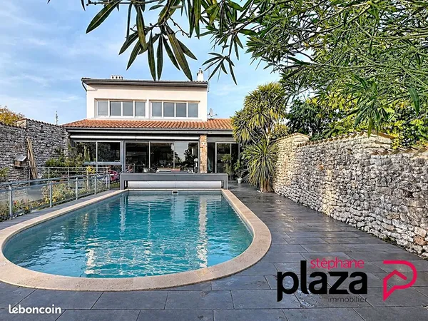 Villa 6 pièces 186 m²