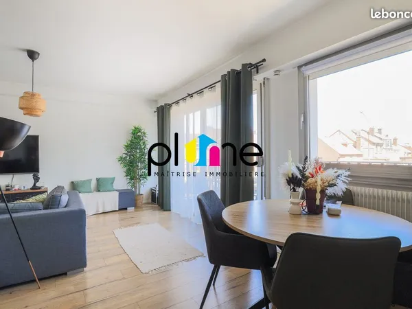 🏙️ Hyper Centre Lens 62m² - Calme absolu, lumineux - Double garage privatif