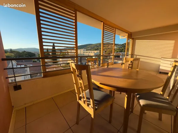 Bel appartement T4 lumineux de 82 m² avec terrasse, piscine