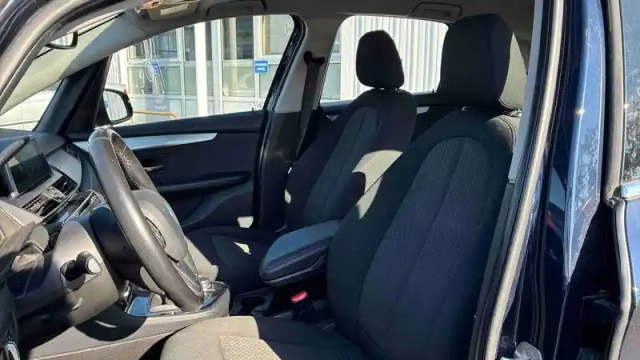 Bmw Serie 2 active tourer 218d 150 ch bva8 — photo 12