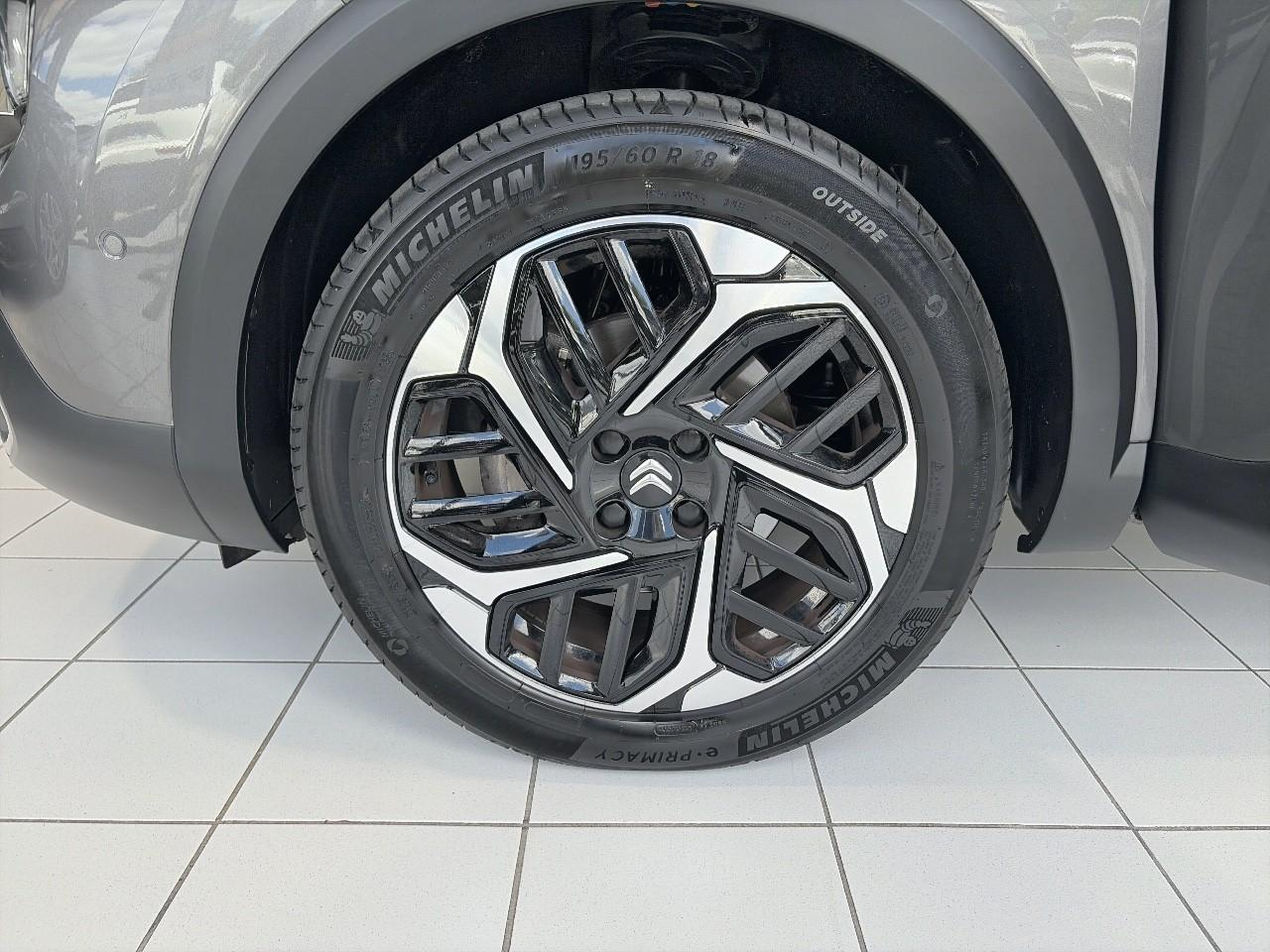 Citroën C4 X puretech 130 s&s eat8 shine — photo 11