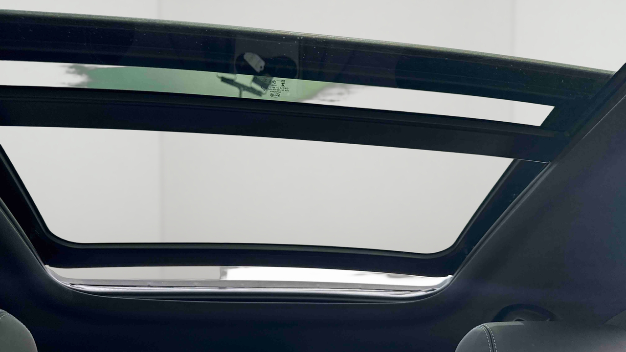 BYD Seal 6 1.5l DM-i 156 kW PHEV — photo 15