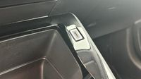Peugeot 208 1.2 100ch S&S Style — photo 19
