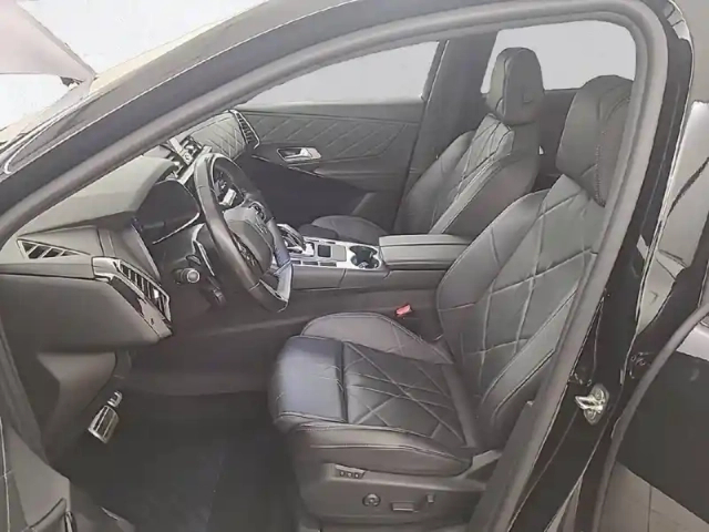 Ds Ds 7 ds7 crossback hybride e-tense 300 eat8 4x4 — photo 15