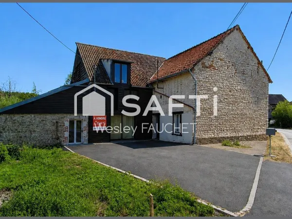 Maison - 195 m² - 6 chambres - Dépendances - Terrain de 805 m²