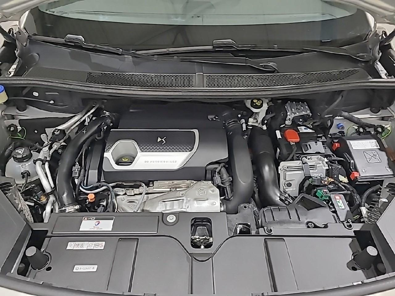 Ds Ds 7 crossback hybride rechargeable e-tense 225 eat8 opera — photo 15