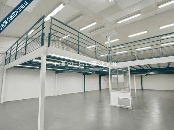 Local commercial 390 m²