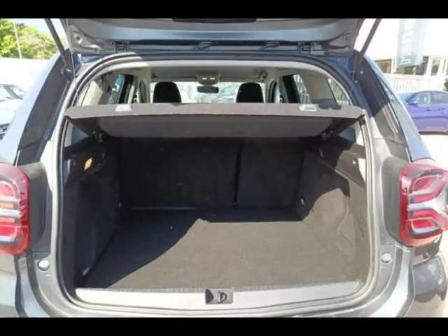 Dacia Duster 1.0 eco-g 100ch  journey + 4x2 — photo 12