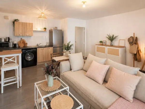 APPARTEMENT / MAISON Duplex Terrasse rez-de-jardin Parking sous-sol