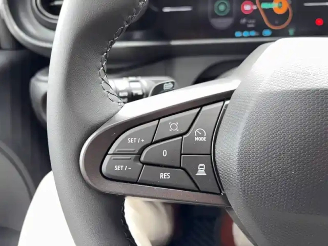 Renault Twingo e-tech electrique 80 ch autonomie urbaine — photo 16