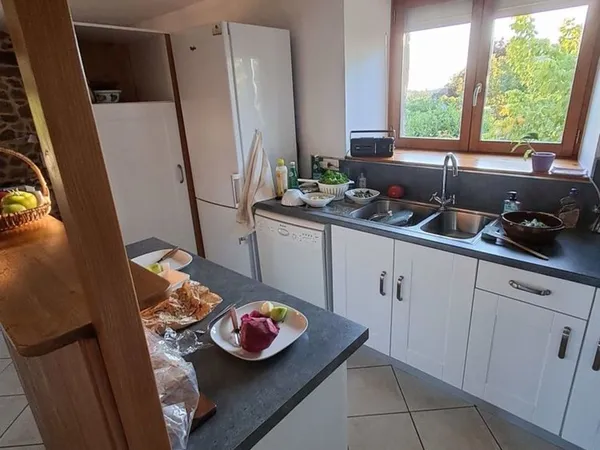 Maison avec terrain dans Le Cantal (15)