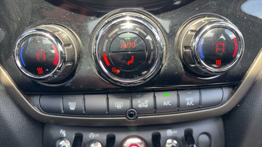 Mini Countryman 1.5 Cooper 136 DCT7 - Northwood – 2020 – 65349 km – Essence – Boîte Automatique — photo 18