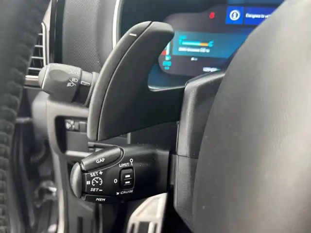 Citroën C5 Aircross hybride rechargeable 225 e-eat8 — photo 21