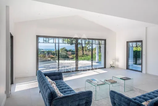 Maison 7 pièces 238 m²