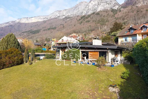 Maison 6 pièces 160 m²