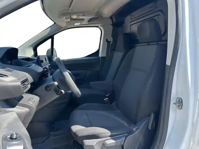 Peugeot Partner standard 650kg bluehdi 75ch premium 4cv — photo 9