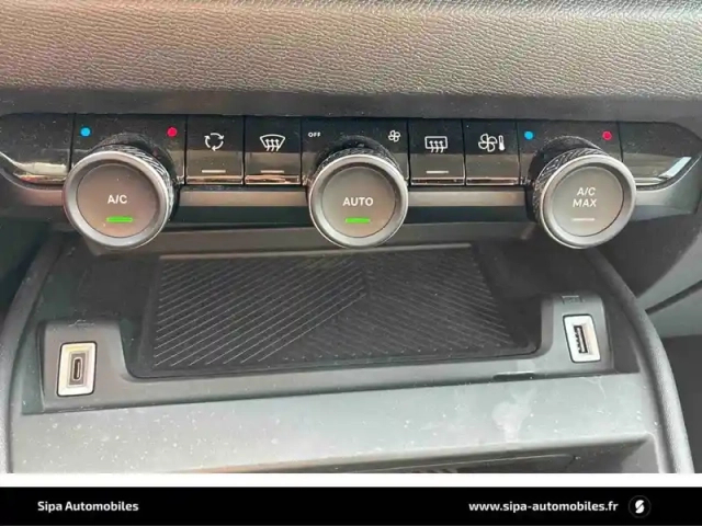 Citroën C4 puretech 130 s&amp;s bvm6 — photo 26
