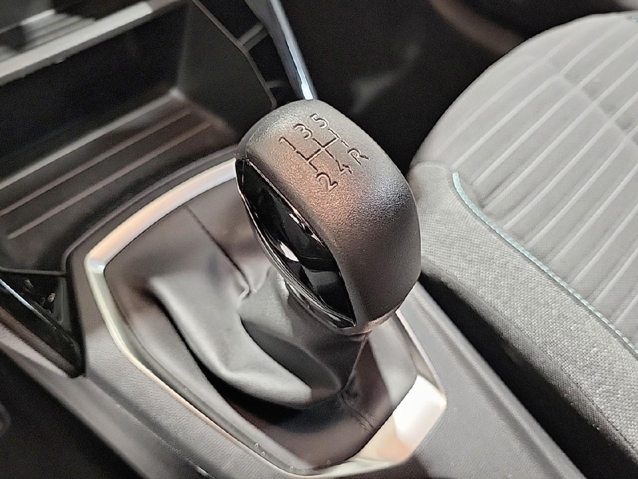 Peugeot 208 puretech 75 s&s bvm5 style — photo 17
