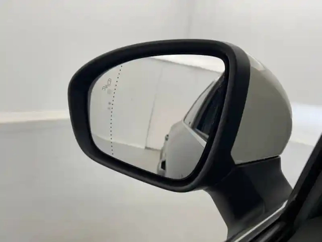 Renault Captur e-tech plug-in 160 — photo 58