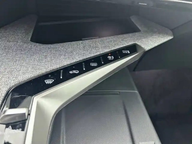 Peugeot 3008 hybrid 145 e-dcs6 — photo 20