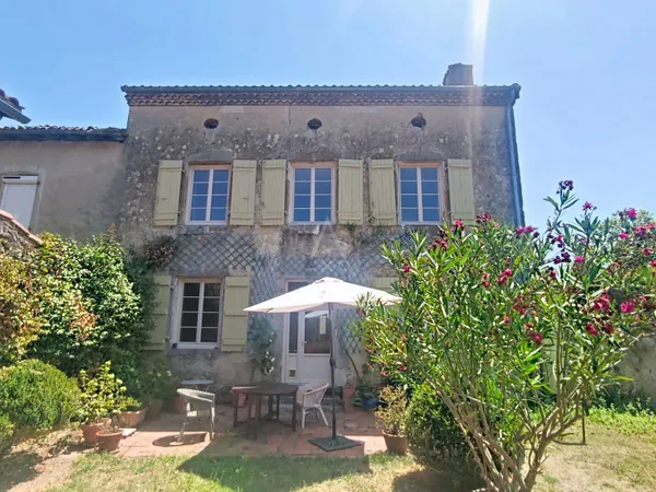 Maison 7 pièces 198 m²