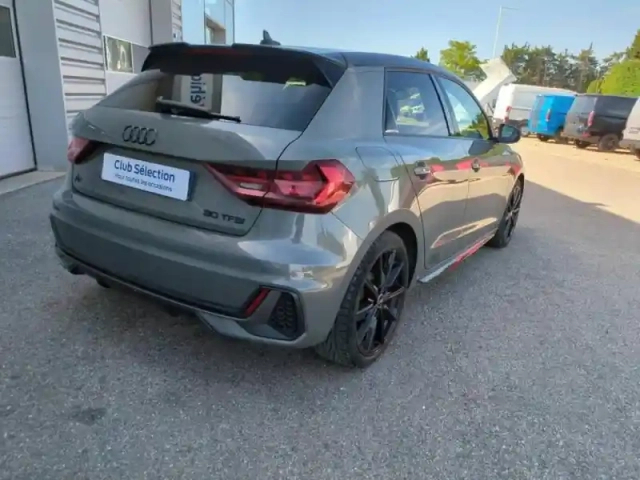 Audi A1 sportback 30 tfsi 110ch s line s tronic 7 — photo 10