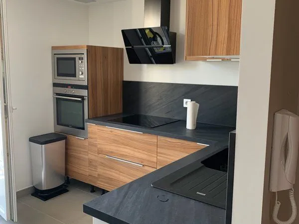 Particulier Loue 3 chambres en colocation