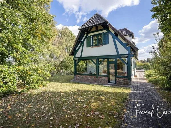 Belle maison traditionnelle, au calme de la campagne, à 2 min d