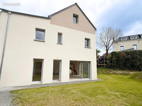 Maison 6 pièces 148 m²