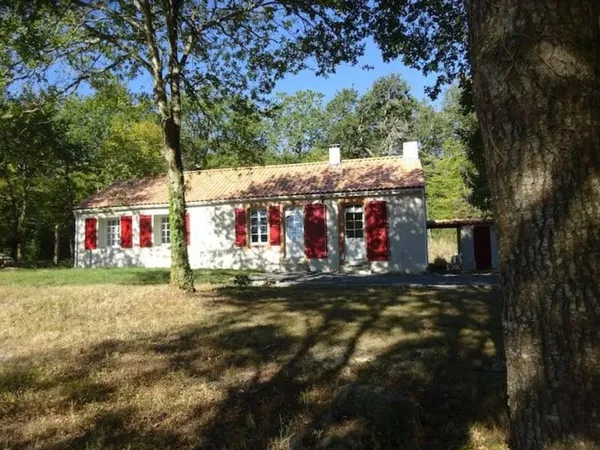 Loue à Landevieille (85), maison meublée 75m²