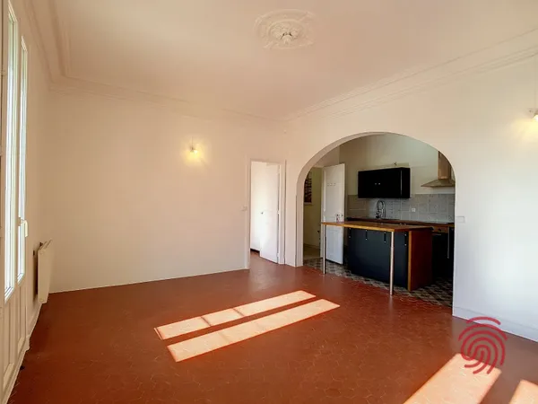 Appartement rénové 3 pièces 69 m²