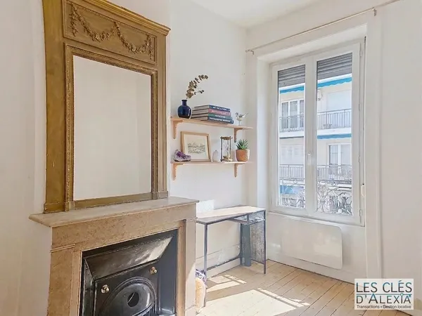 Lyon 6e - Studio de charme vendu loué, idéal investissement patrimonial