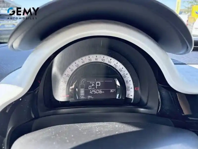 Renault Twingo iii e-tech — photo 18