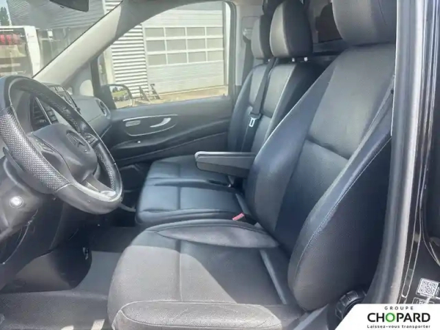 Mercedes Vito fourgon 114 cdi long bva rwd 4x4 — photo 11