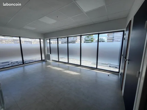 À louer - Cabinet activité libérale / paramédical de 22 m² à Saint-Malo - 490 par mois