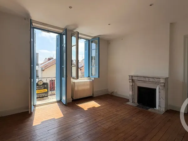 Appartement 6 pièces 104 m²