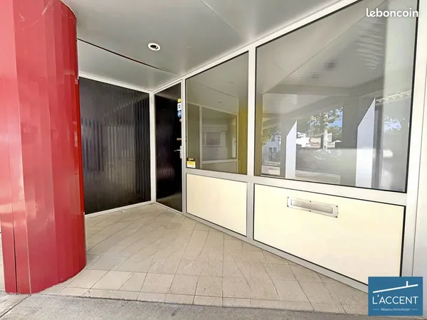 Bureaux 105 m² Vauvert