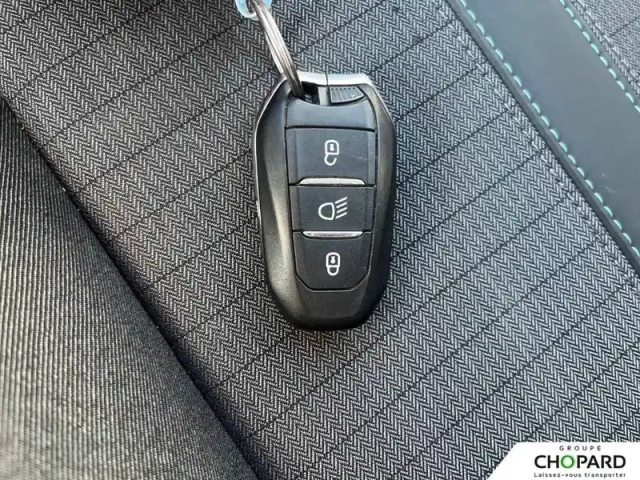 Peugeot 208 puretech 100 s&amp;s bvm6 — photo 36