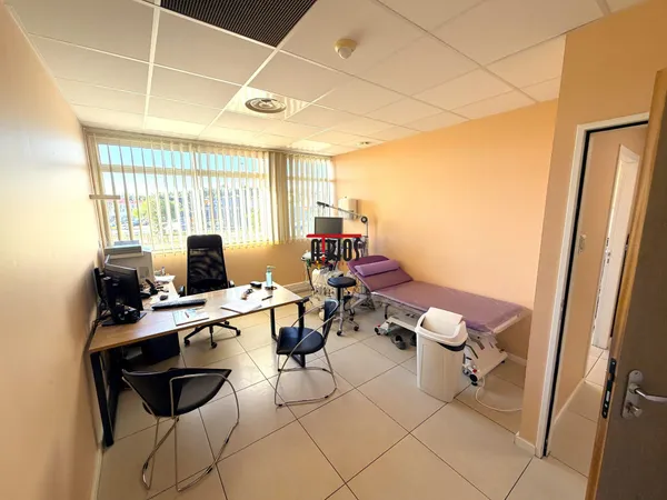 Local professionnel 62 m²